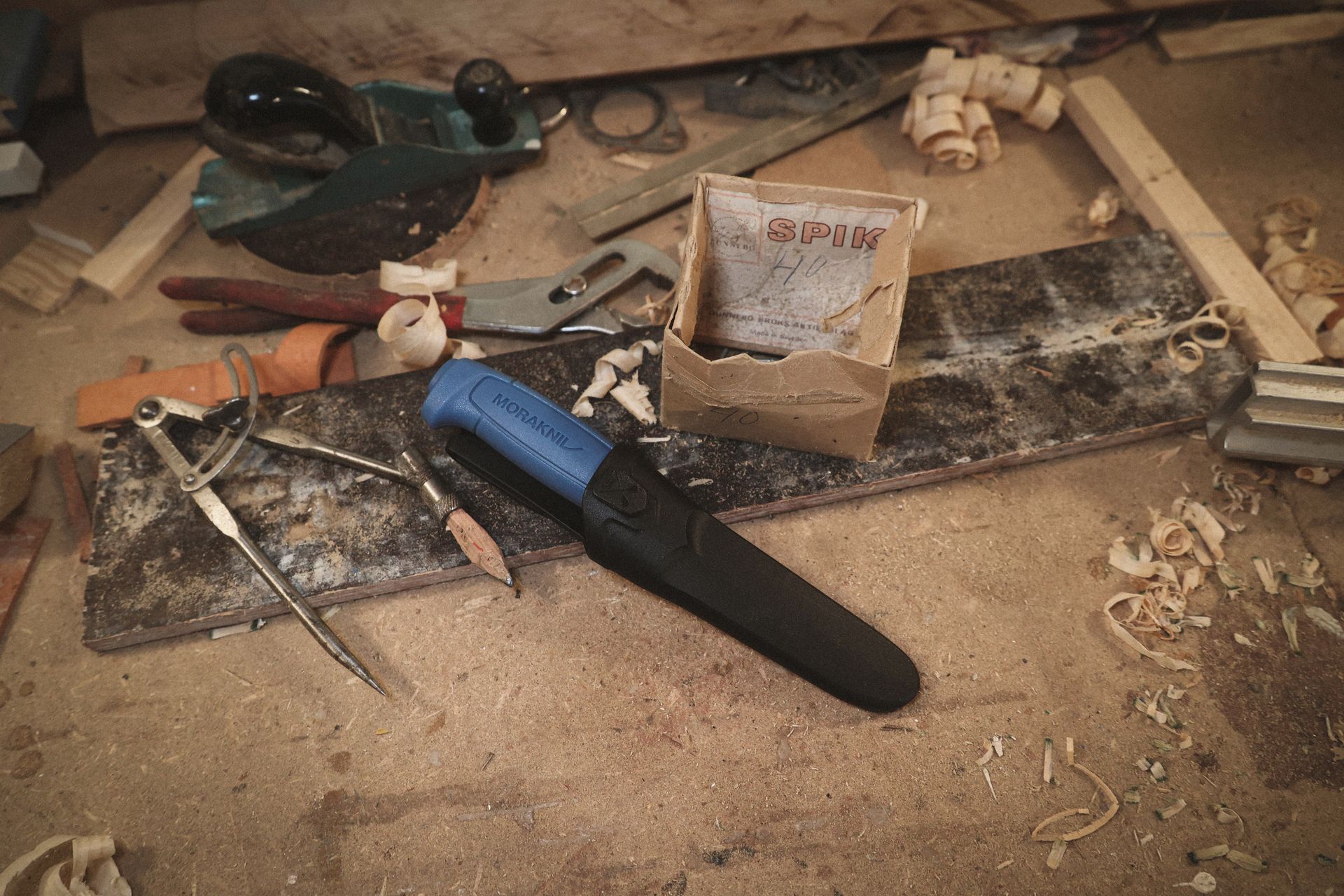 Morakniv Basic 546 Blue