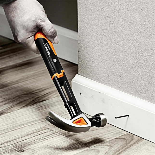 Fiskars IsoCore Schlichthammer M