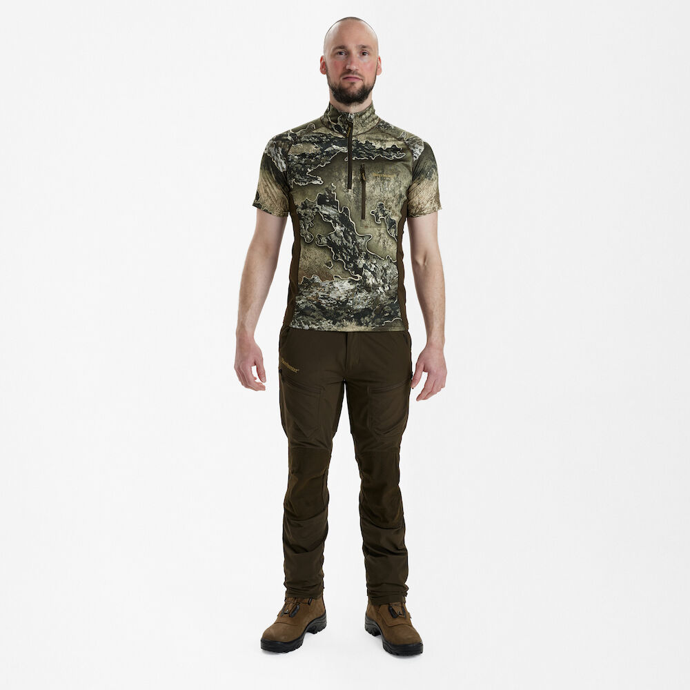 Deerhunter Excape Insulated T-Shirt mit RV-Kragen