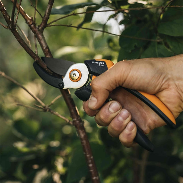 Fiskars P361 Solid Amboss-Gartenschere 20 mm