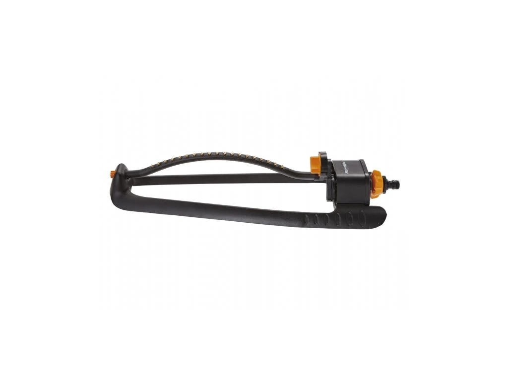 Fiskars oszillierender Sprinkler mit Metallsockel
